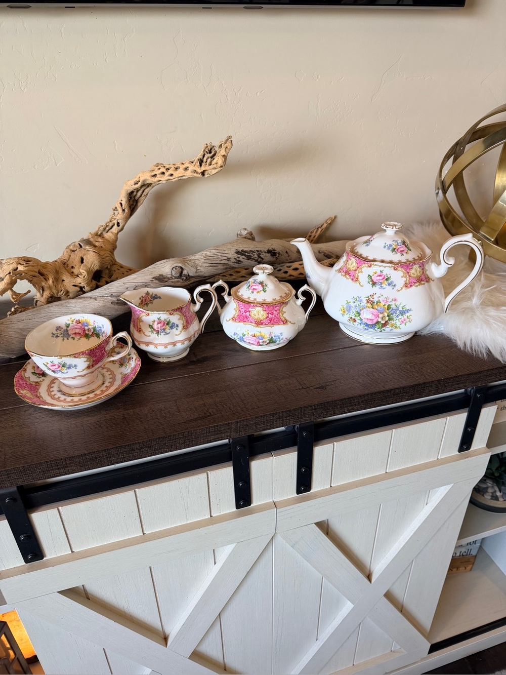 Royal Albert Vintage Lady Carlyle Bone China Tea Set Lot Of 5 Pieces